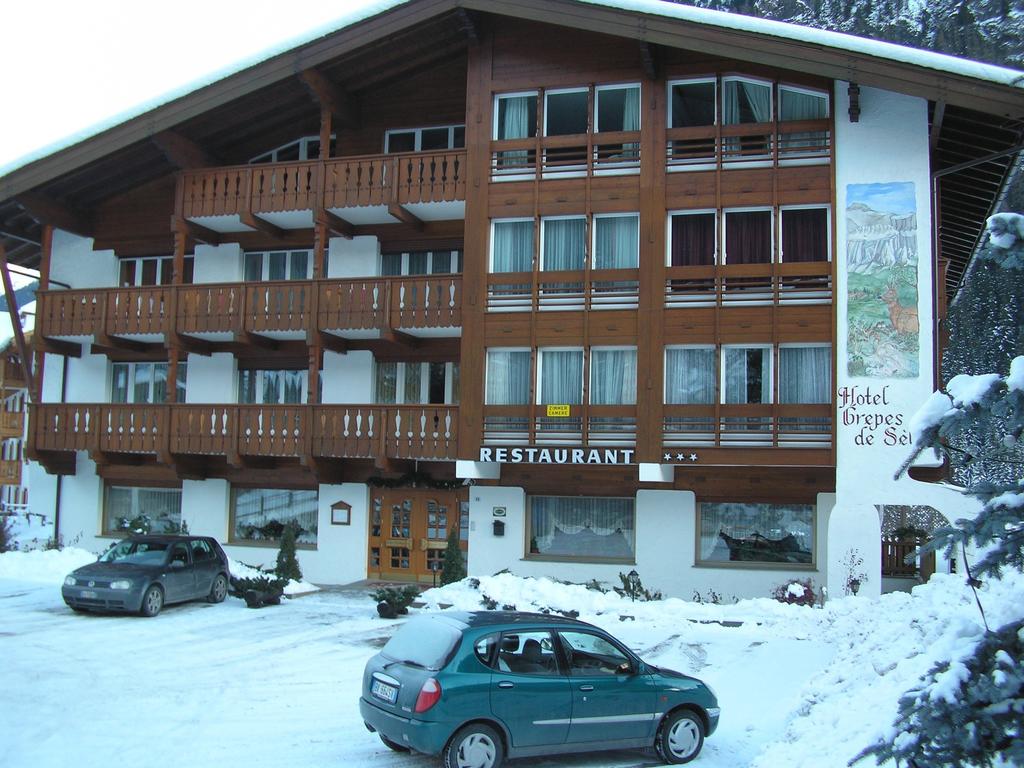 1. Hotel Crepes de Sela