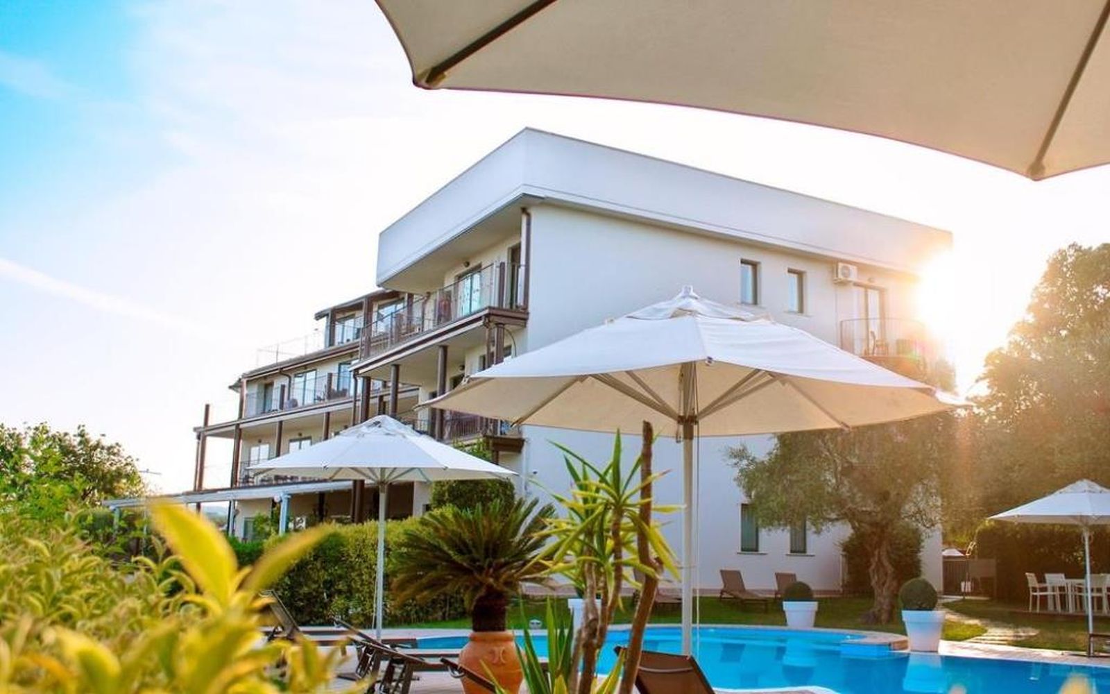 1. Hotel Riva del Sole
