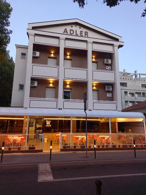 Hotel Adler***