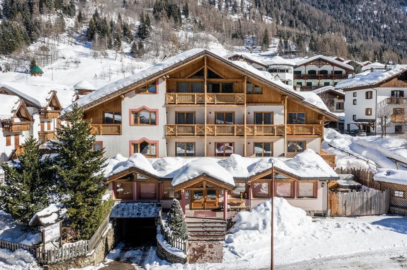 1. Hotel Gran Zebrù