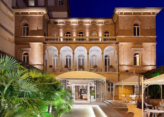Hotel Villa Adriatica****