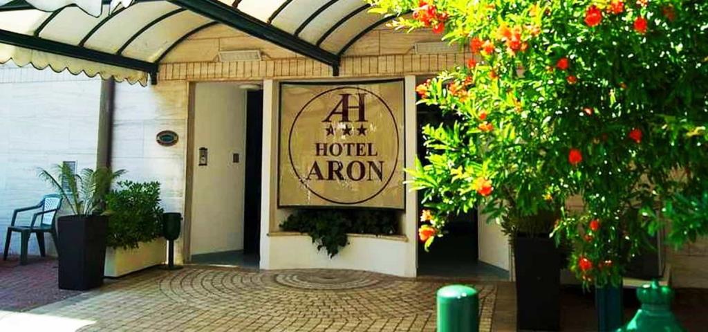 Hotel Aron (plná penze s nápoji)***