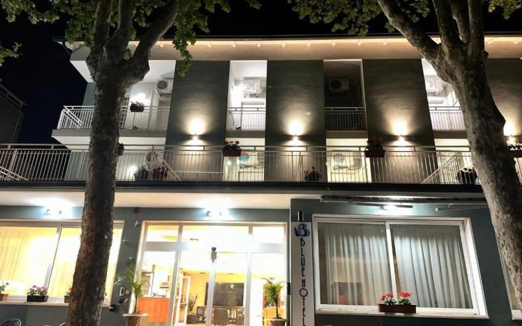 1. Hotel Blue