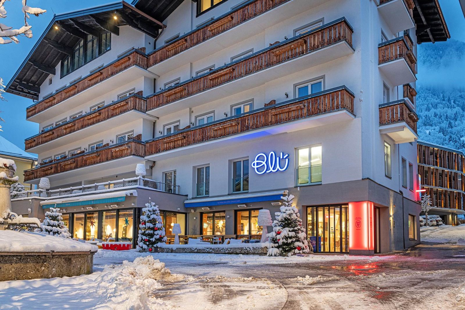 1. Hotel Blü
