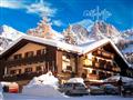 1. Hotel Arnica – 6denní lyžařský balíček se skipasem a dopravou v ceně****