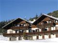 1. Residence Fior d'Alpe***