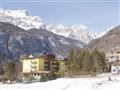 5. Hotel Aurora – 6denní lyžařský balíček s denním přejezdem, skipasem a dopravou v ceně***
