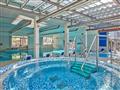 Vnitřní bazén v hotelu Vita