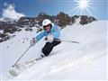 Výzvou pro zdatné lyžaře je červená sjezdovka s neuvěřitelným převýšením 1 600 m
