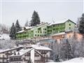 2. Hotel Costa Verde – 6denní lyžařský balíček s denním přejezdem, skipasem a dopravou v ceně***