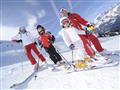 26. Hotel Du Lac Molveno – 6denní lyžařský balíček se skipasem a dopravou v ceně***