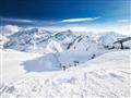 35. Residence Nira – 6denní lyžařský balíček s denním přejezdem, skipasem a dopravou v ceně****