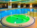 Bazén a vířivka v Hotelu Buczyński Medical & SPA****
