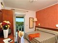 5. Hotel Adria (plná penze)****