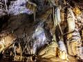 3. Karlštejn, Koněpruské jeskyně a Velká Amerika