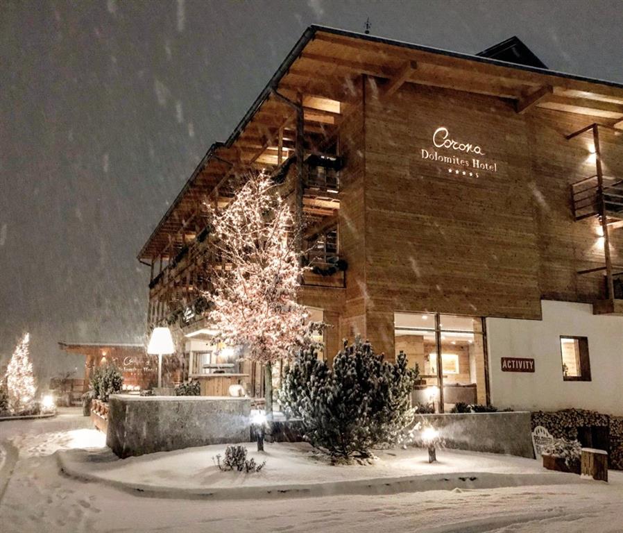 Hotel Corona Dolomites****