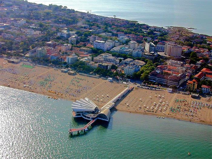 15. Apartmány Riviera Beach
