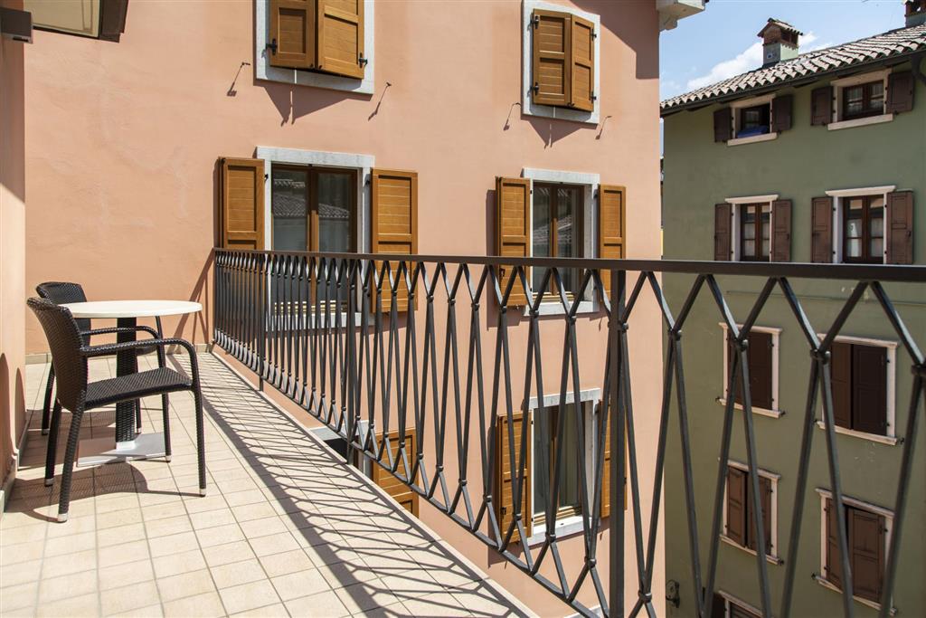 6. Hotel Antico Borgo