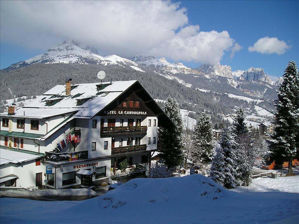 1. Hotel La Campagnola se snídaní
