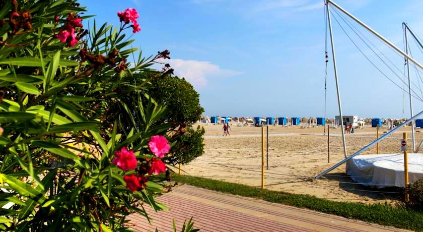 8. Apartmány Villa Mecchia