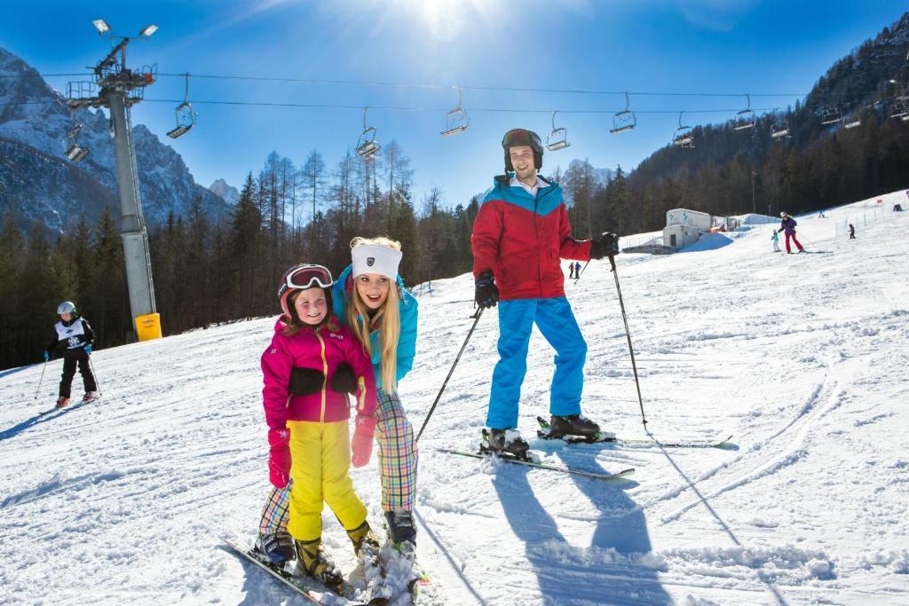 15. Hotel Kompas (se skipasem)