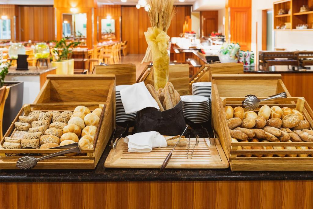 10. Hotel Kompas (se skipasem)