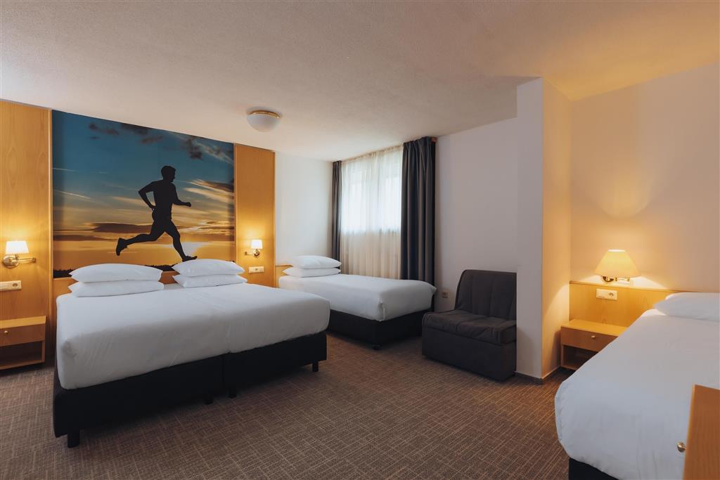 8. Hotel Kompas (se skipasem)