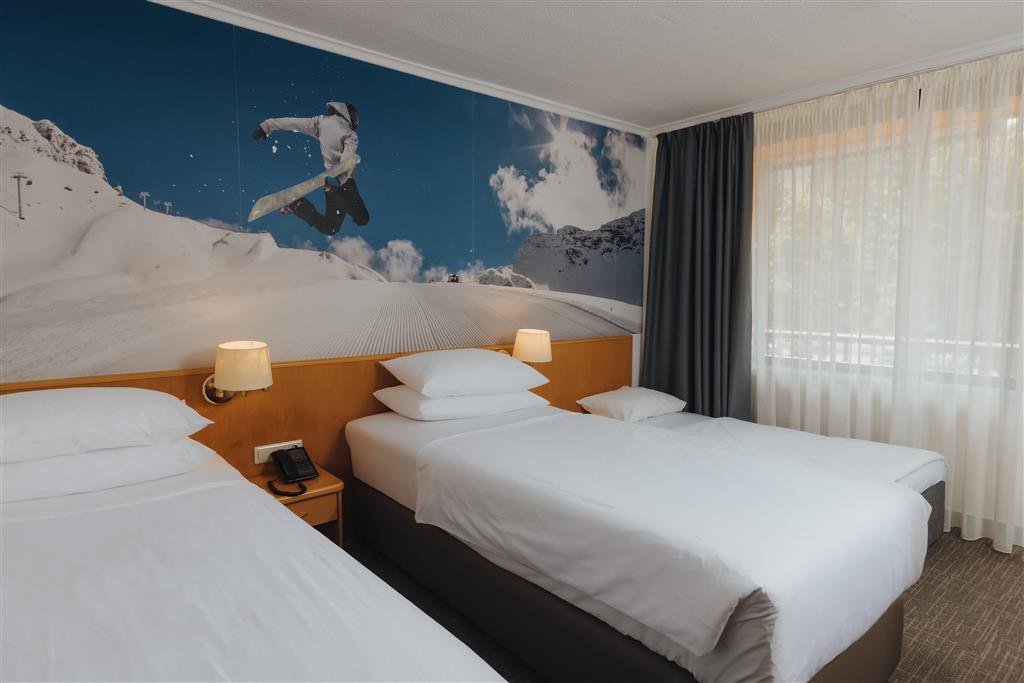 7. Hotel Kompas (se skipasem)