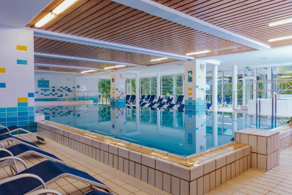 2. Hotel Kompas (se skipasem)