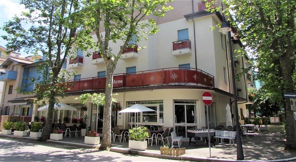 1. Hotel Arno