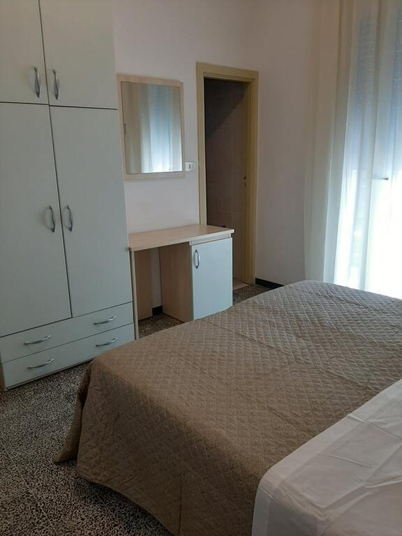 3. Hotel Arno