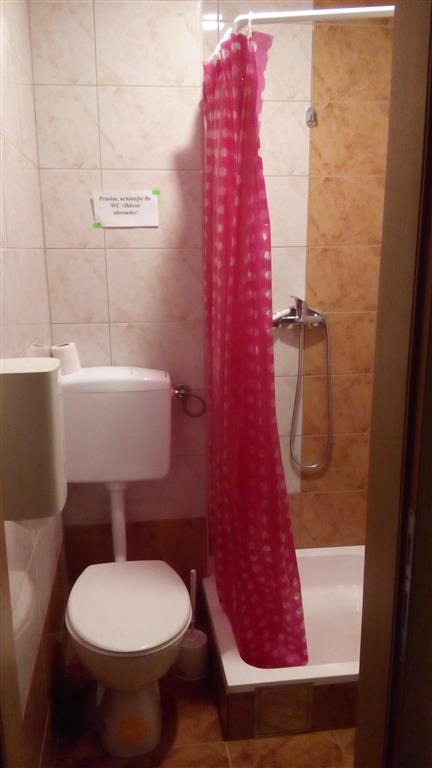 10. Hotel Oaza