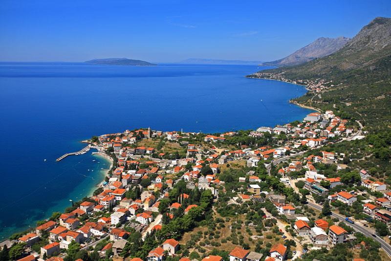 22. Hotel Oaza