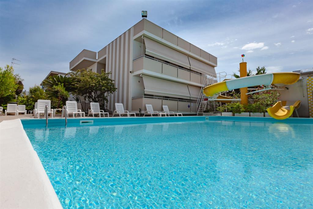1. Residence Holiday Club