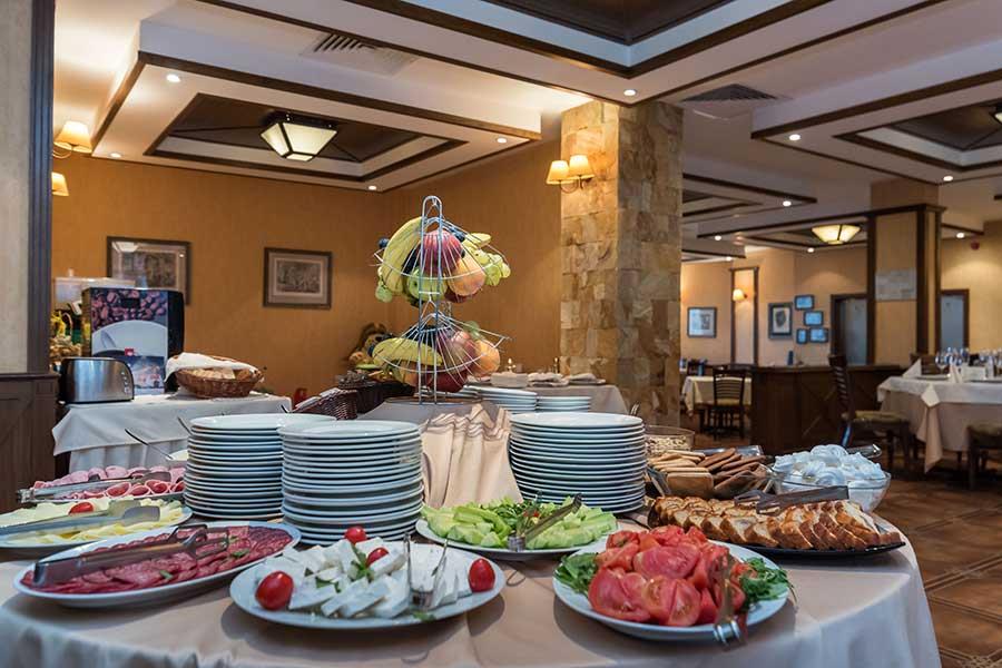 7. Hotel Evelina Palace
