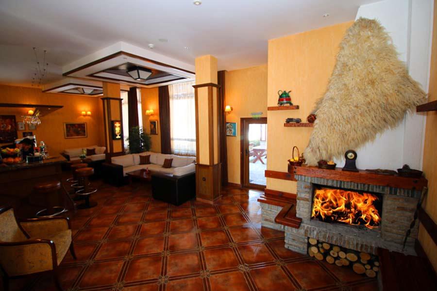 12. Hotel Evelina Palace