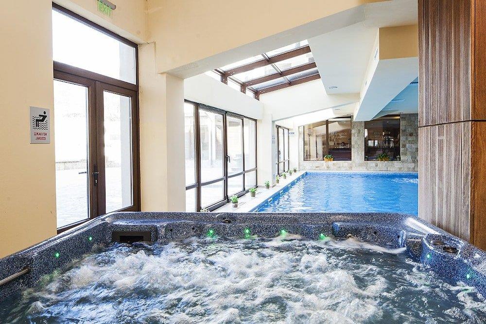 6. Hotel St George Ski & Holiday