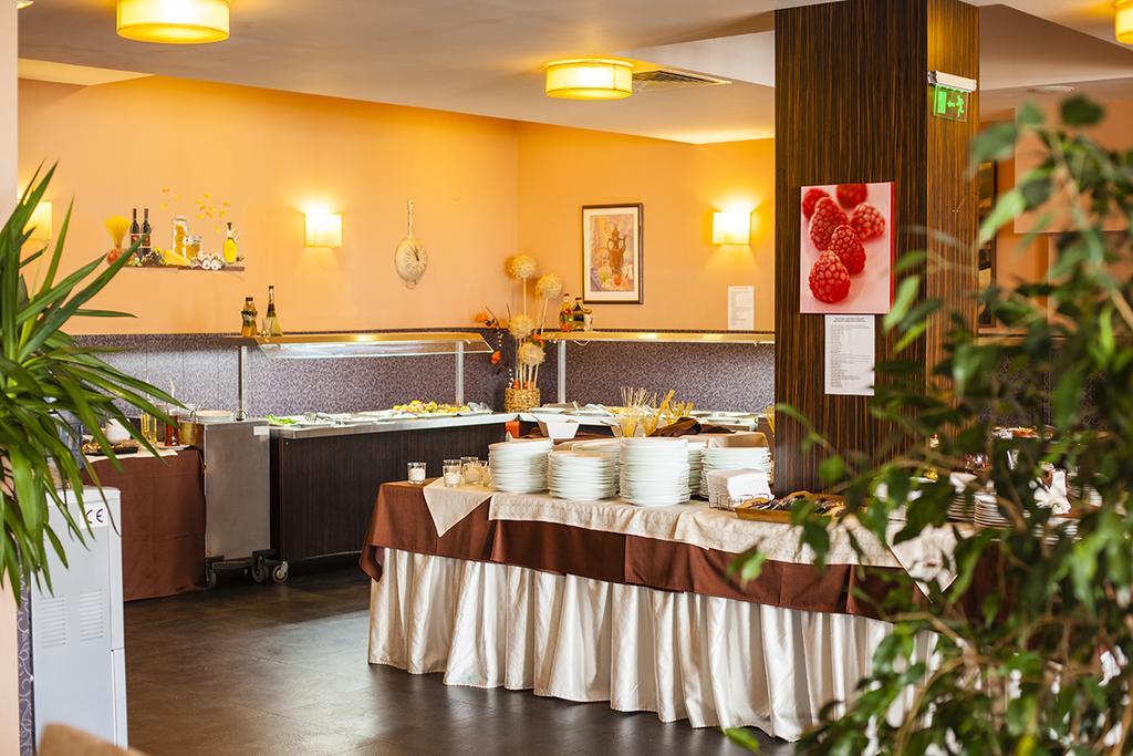 28. Hotel St George Ski & Holiday