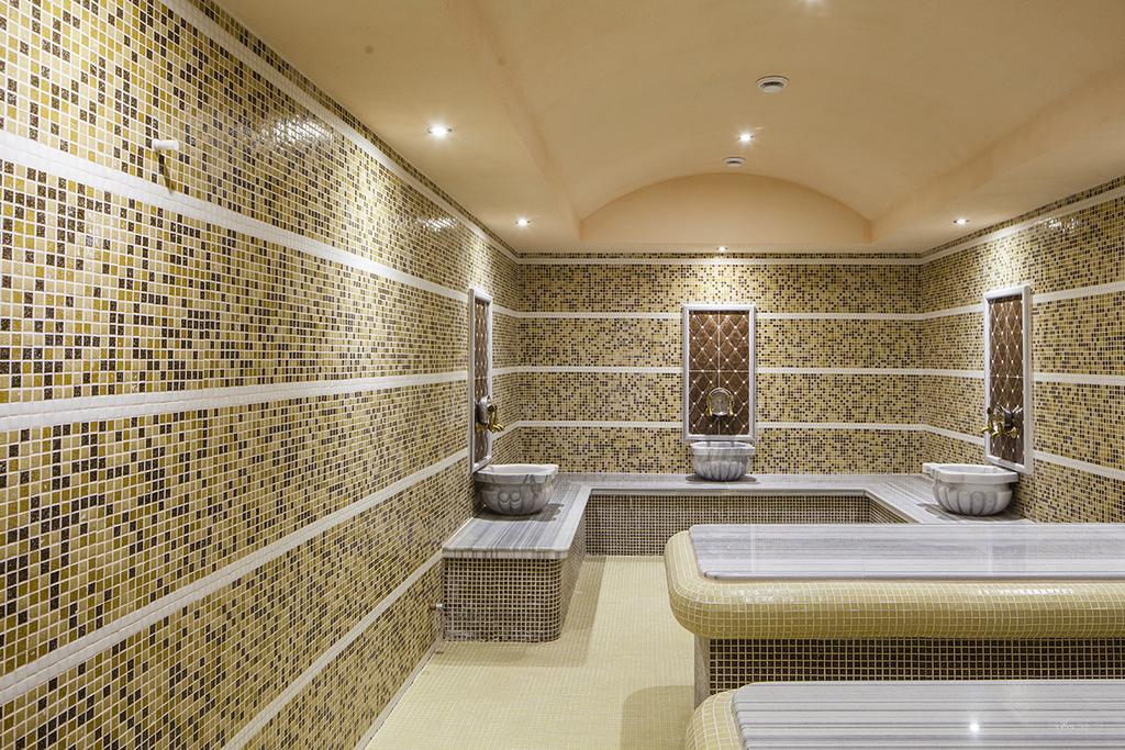 13. Hotel St George Ski & Holiday