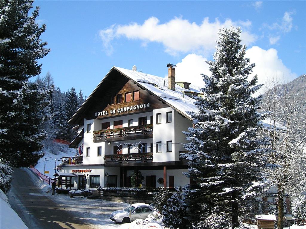 2. Hotel La Campagnola se snídaní