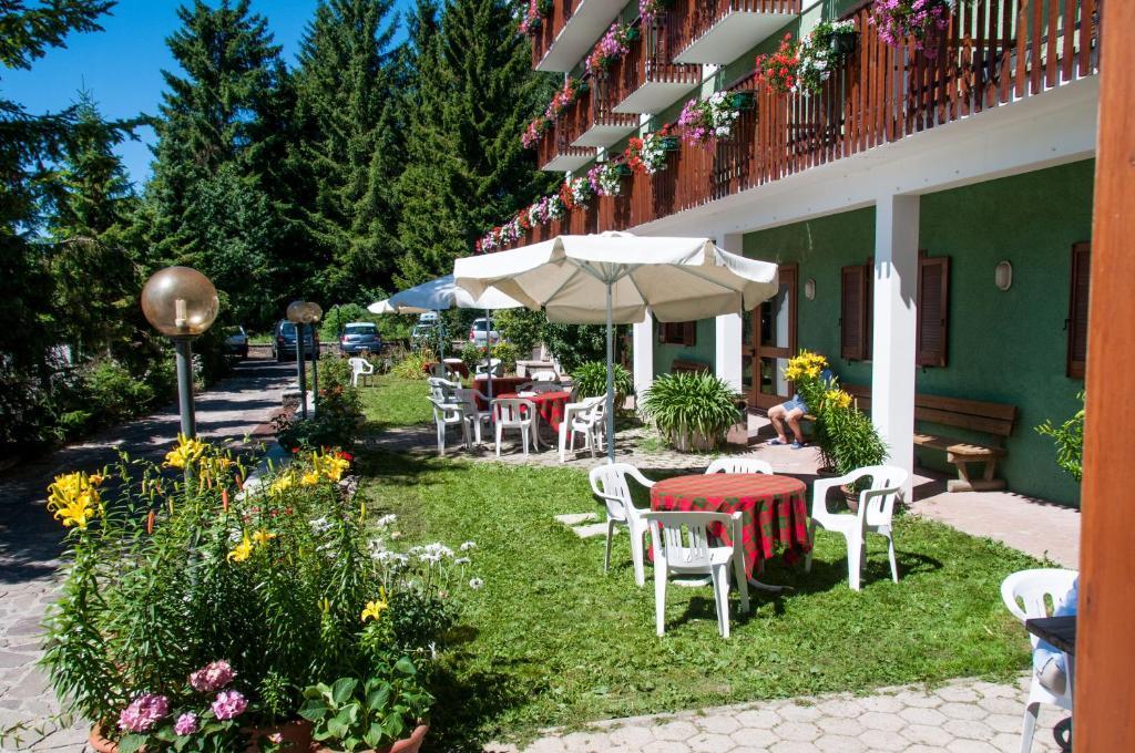 15. Hotel Monteverde