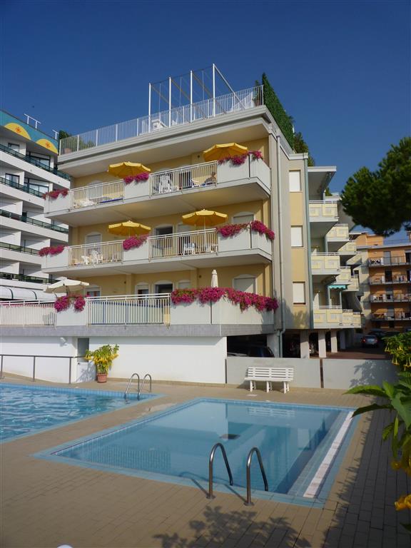 1. Residence Semiramis