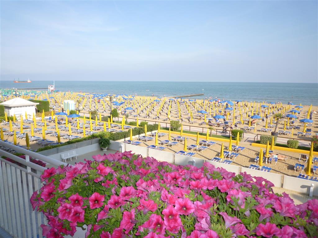 21. Residence Semiramis