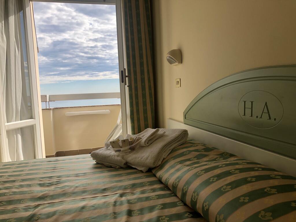 3. Hotel  Adriatica