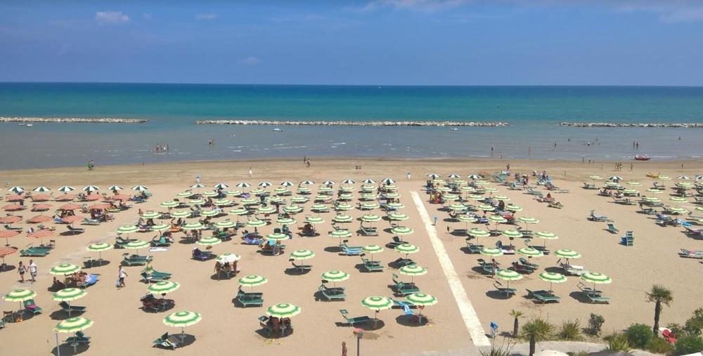 14. Hotel  Adriatica