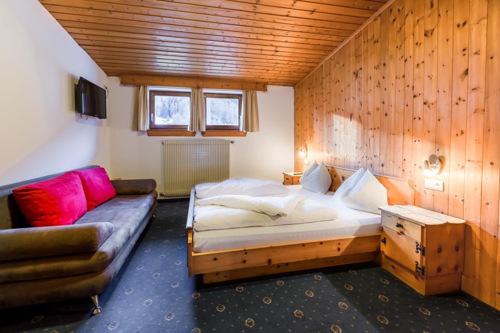 12. Hotel Lamm