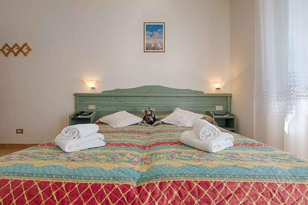 5. Hotel Aurora (Civetta)