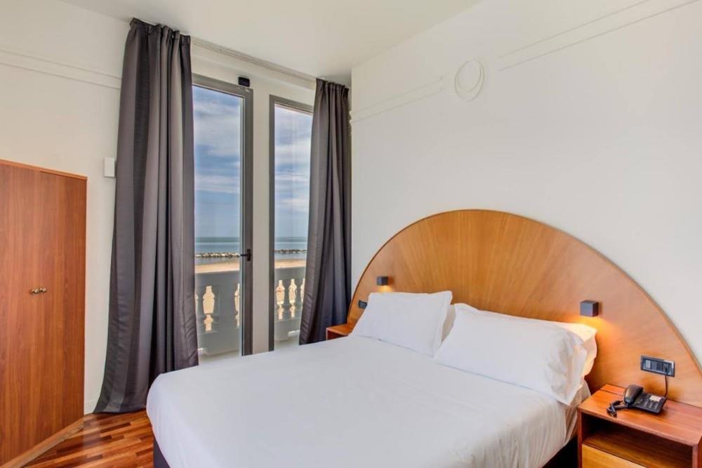 5. Hotel Kursaal