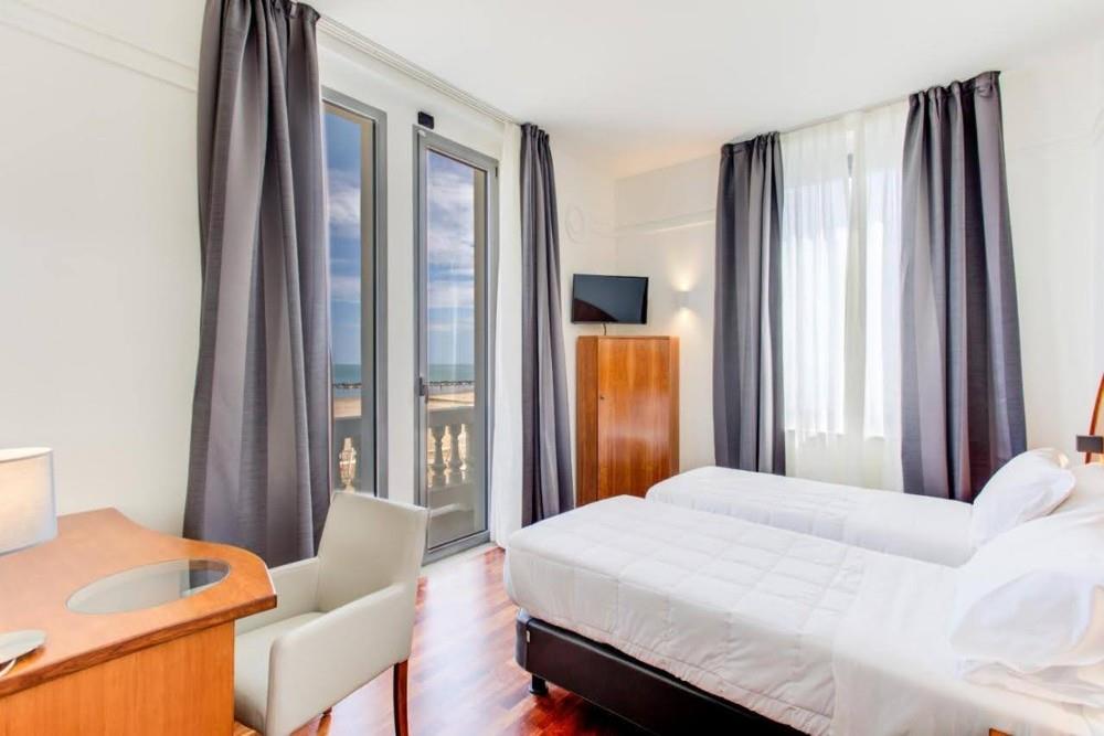 8. Hotel Kursaal