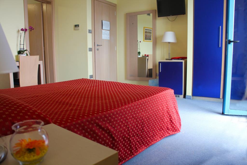 6. Hotel Cristallo (Lignano)